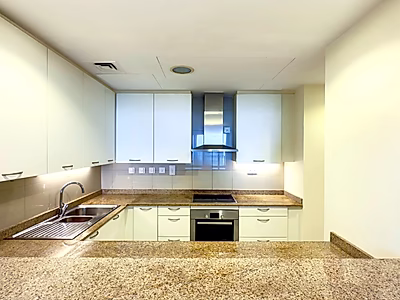 TITLE DEED! STUNNING 2 BEDROOM APARTMENT | PEARL