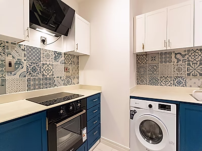 Elegance Meets Comfort: 1-Bedroom Apartment at Bin Al Sheikh Tower
