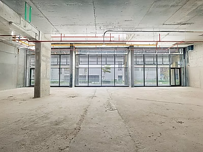 SEAFRONT RETAIL SHOPS IN PRIME LUSAIL LOCATION