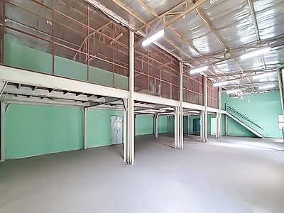 Warehouse With Mezzanine & Offices for Rent in Old Industrial Area - 1200m2