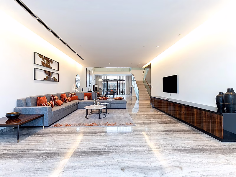 LUXURY LIVING | 4+MAID FURNISHED PENTHOUSE | BILLS INCLUDED - Photo 3