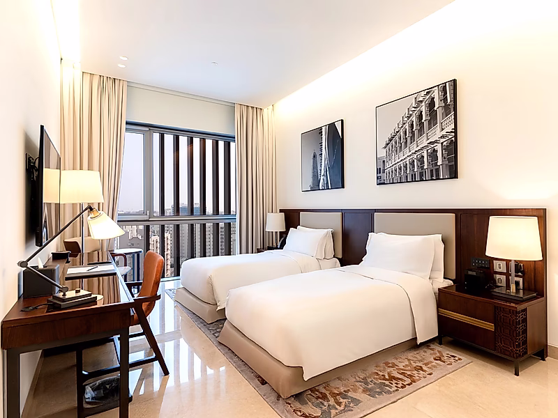 LUXURY LIVING | 4+MAID FURNISHED PENTHOUSE | BILLS INCLUDED - Photo 4