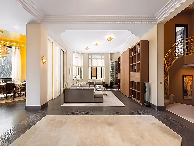 Luxury Living in the Heart of Paris | The Balmain Residence - Photo 2