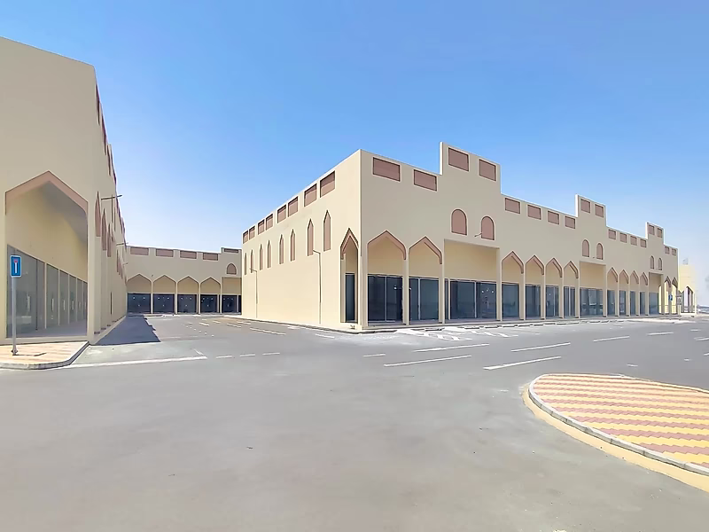 PRIME RETAIL COMPLEX IN BIRKAT AL AWAMER - Photo 1